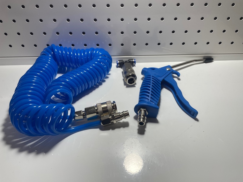 Шланг пневмосистемы M12x7500 синий