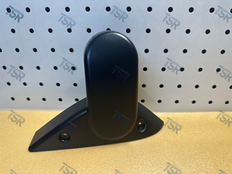 Крышка кронштейна зеркала, левая верхняя