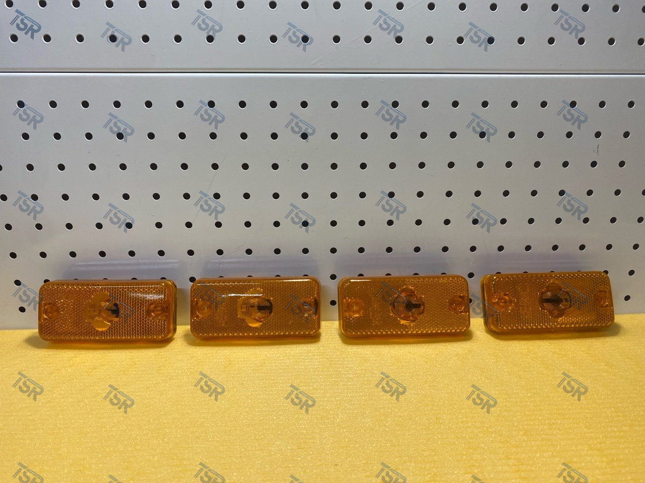 Фонарь габаритный (комплект 4 штуки)