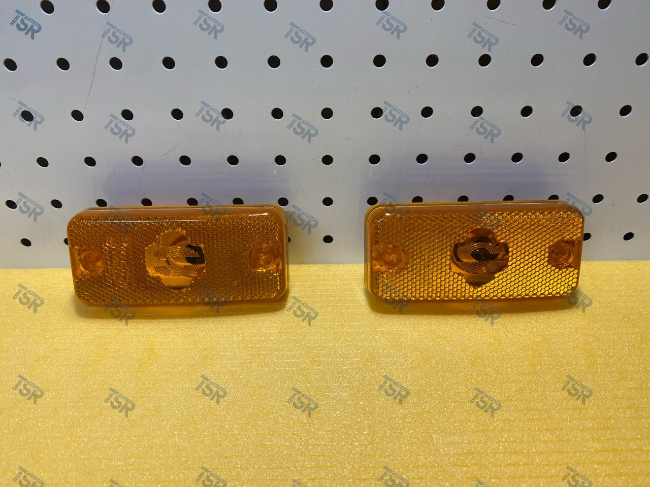 Фонарь габаритный (комплект 2 штуки)