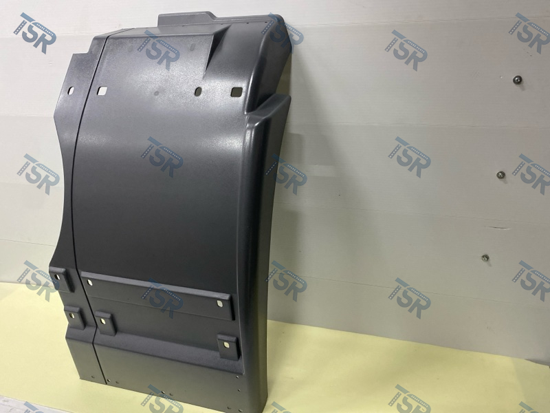 Крыло переднее задн. часть правое