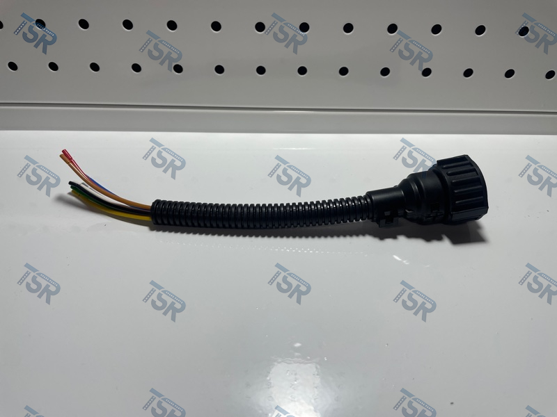 Разъем фонаря тип AMP с проводом прямой 7контактов