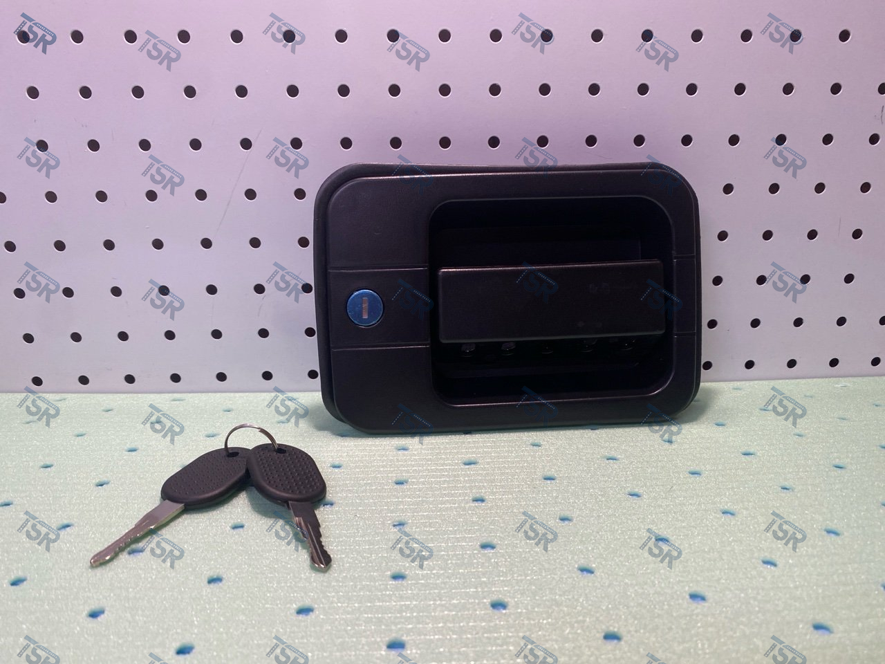 Ручка двери правая