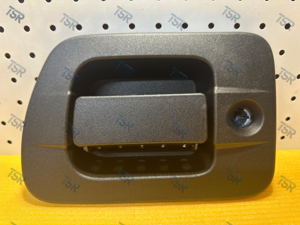 Ручка двери левая