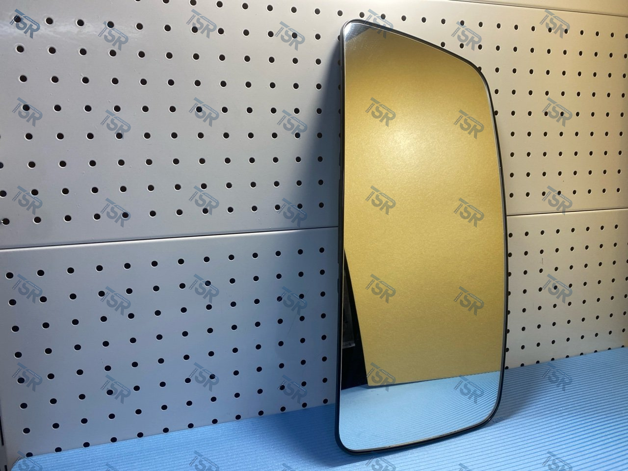 Стекло зеркала с подогревом