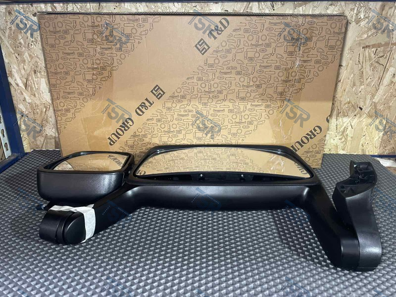 Зеркало заднего вида