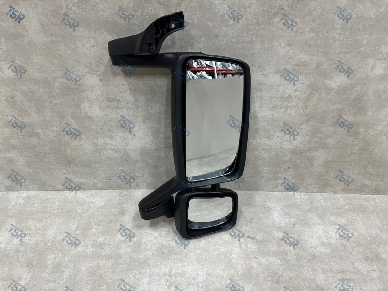 Зеркало правое