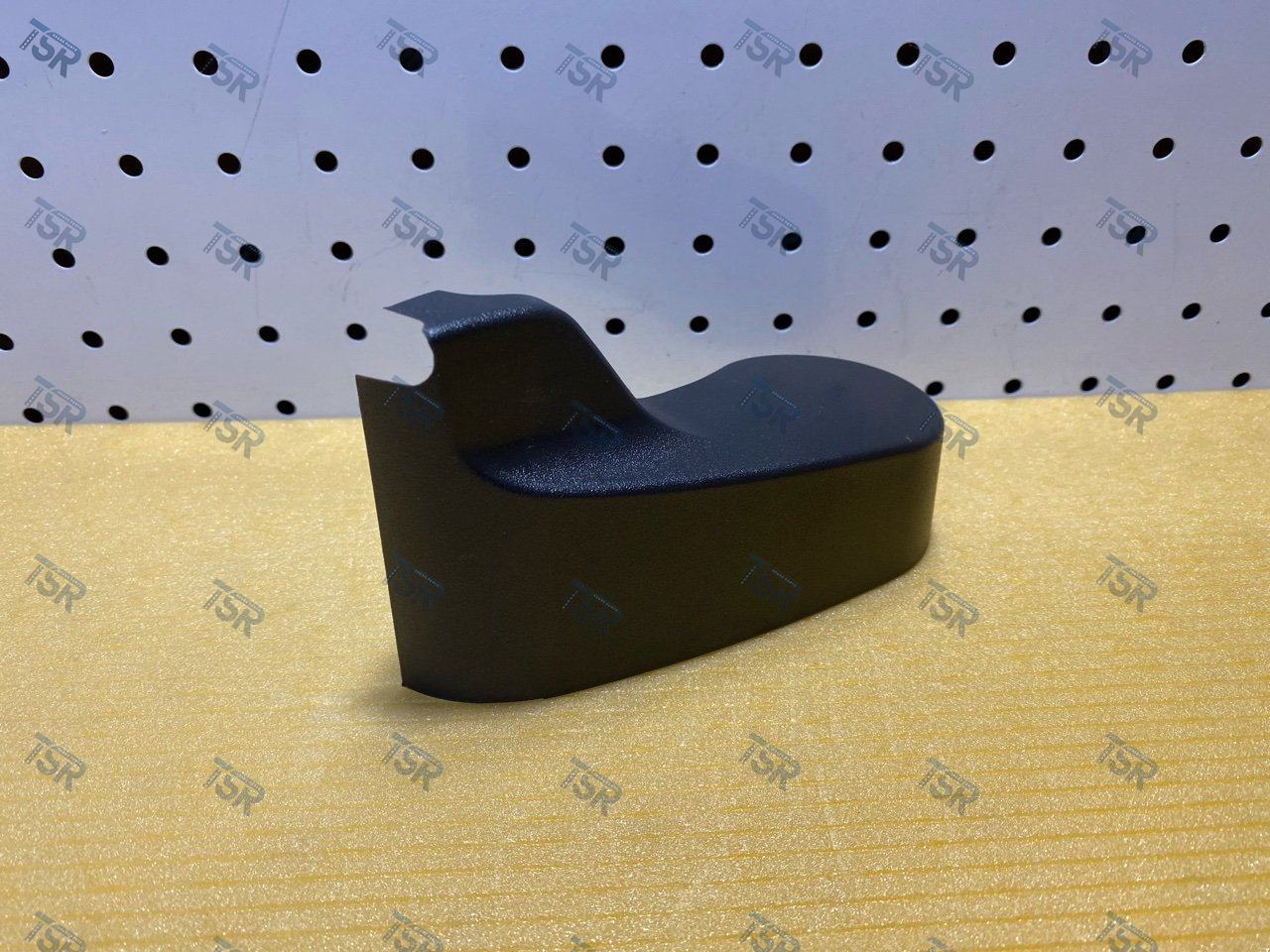 Крышка корпуса зеркала правого