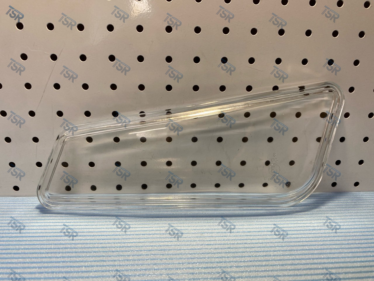 Стекло противотуманной фары