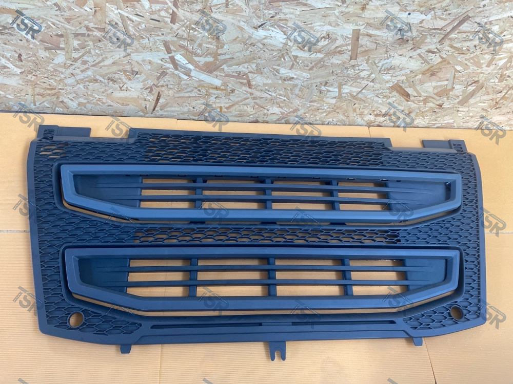 Решетка радиатора в сборе (комплект)