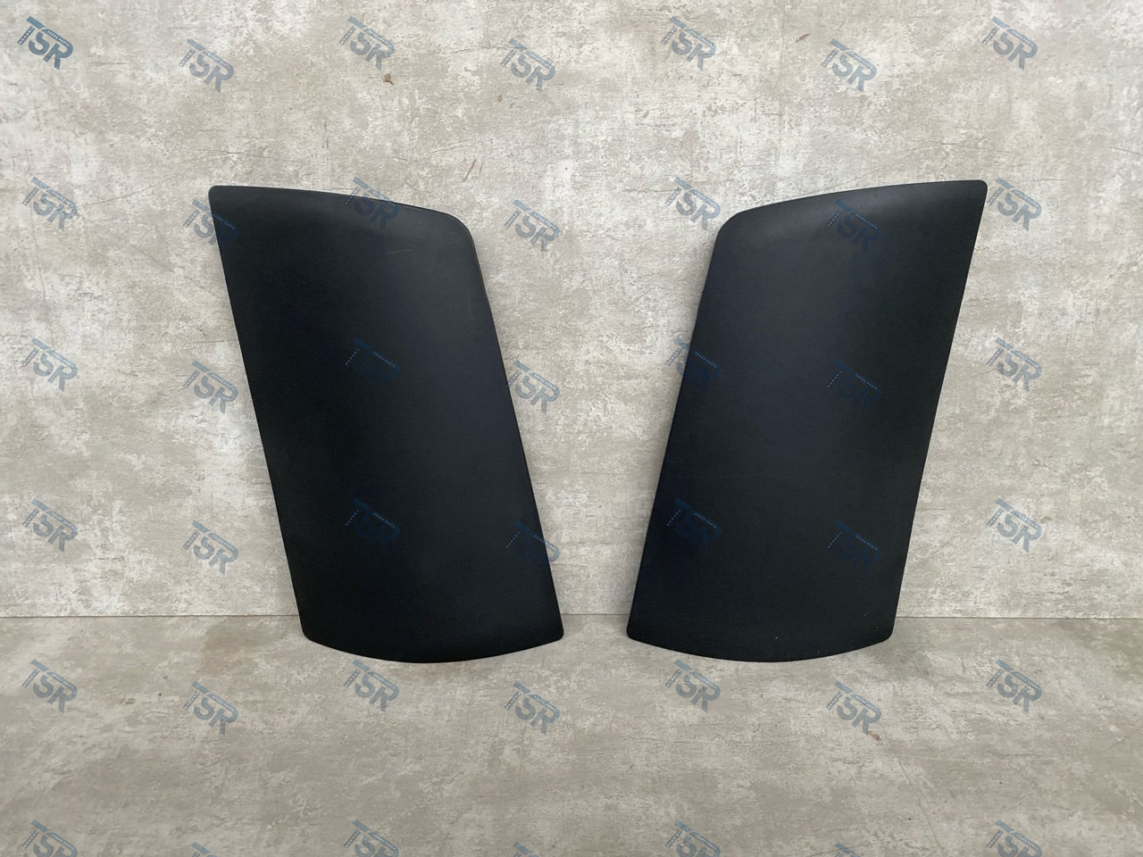 Дефлектор угловой левый и правый (комплект)