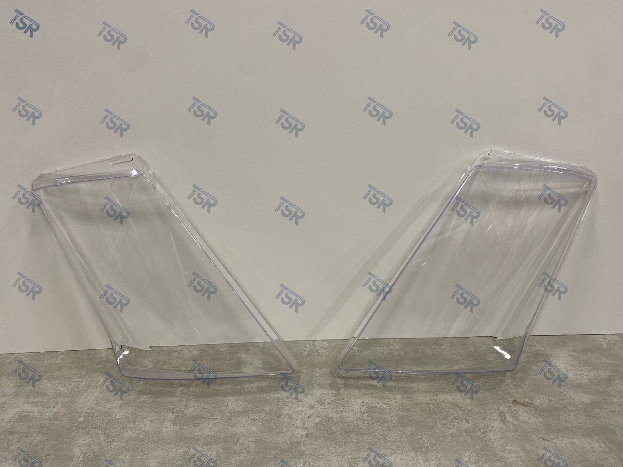 Стекло фары правое, левое (комплект)