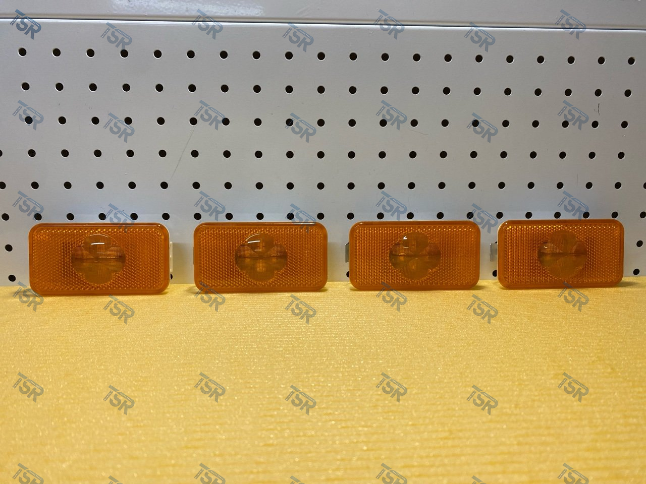 Фонарь габаритный боковой (комплект 4 штуки)