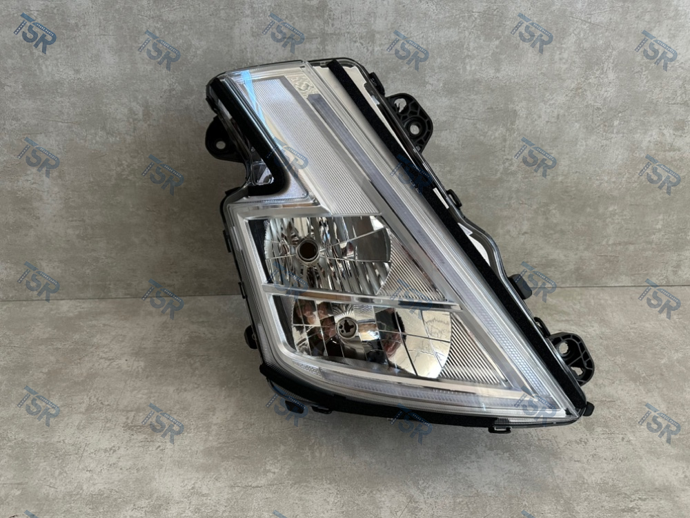 Фара головного света галоген правая