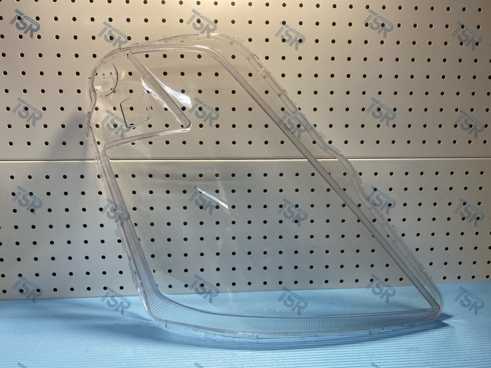 Стекло фары правое