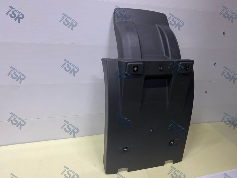 Крыло переднее