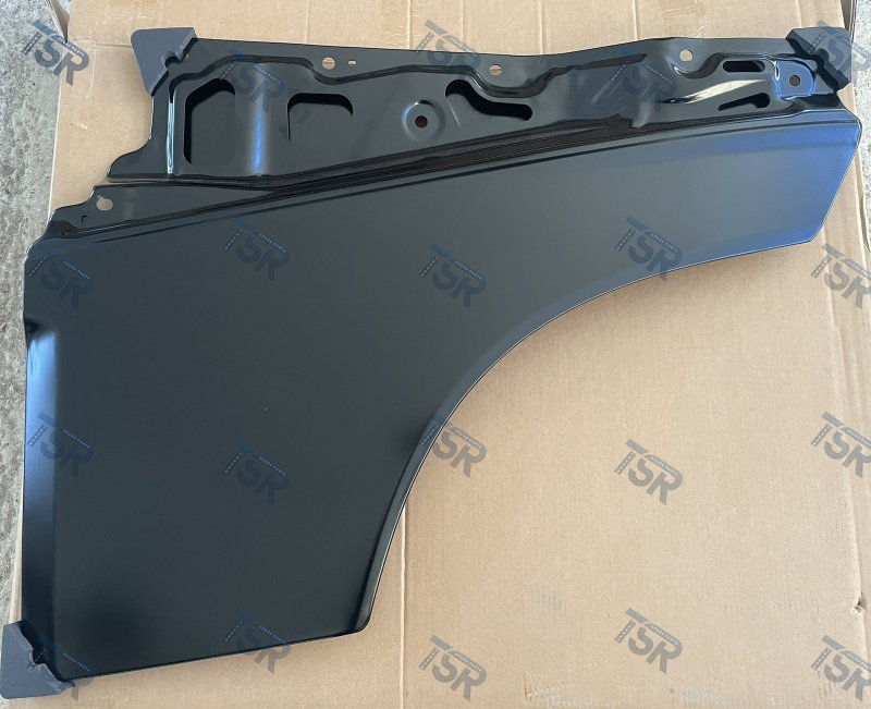 Накладка двери левой