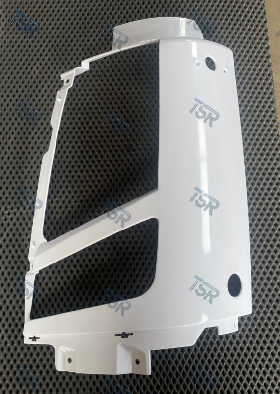 Рамка фары левая