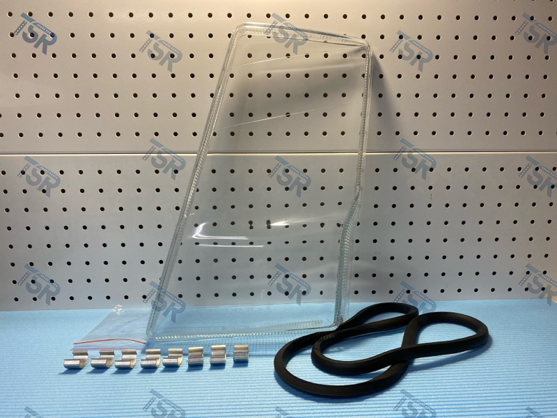 Стекло фары головного света левое с резинкой