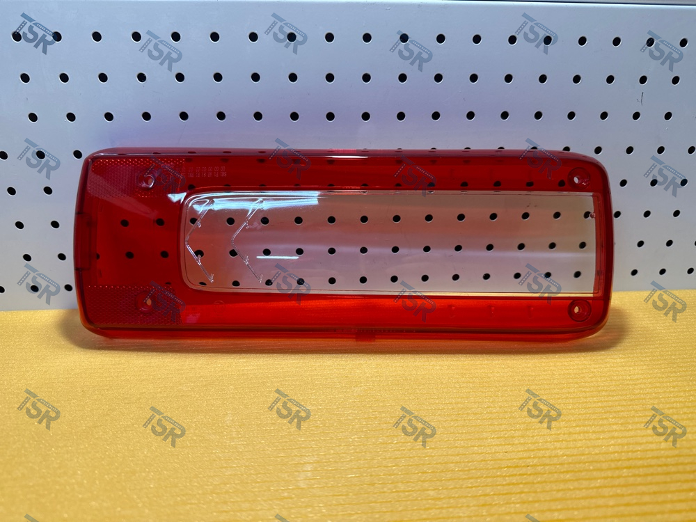 Рассеиватель заднего фонаря