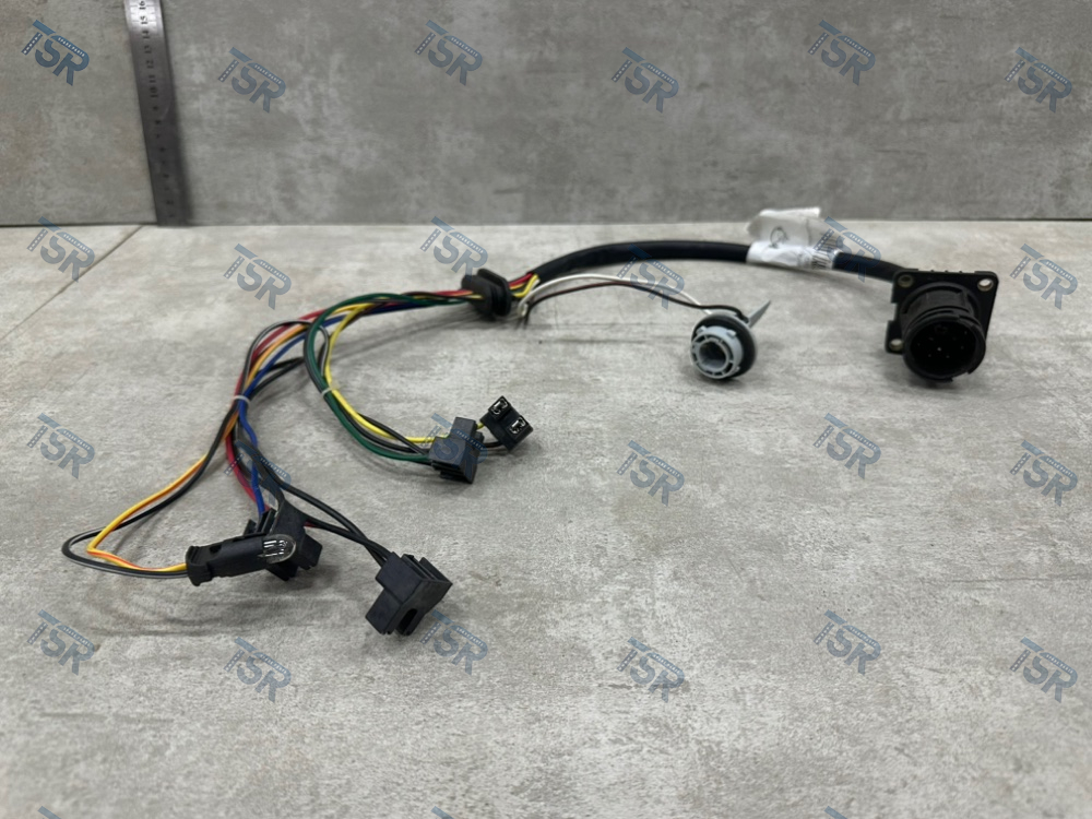 Проводка фары с круглым разъемом