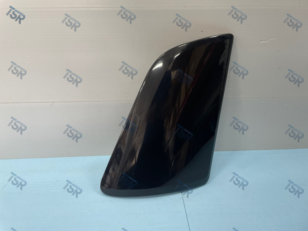 Дефлектор капота