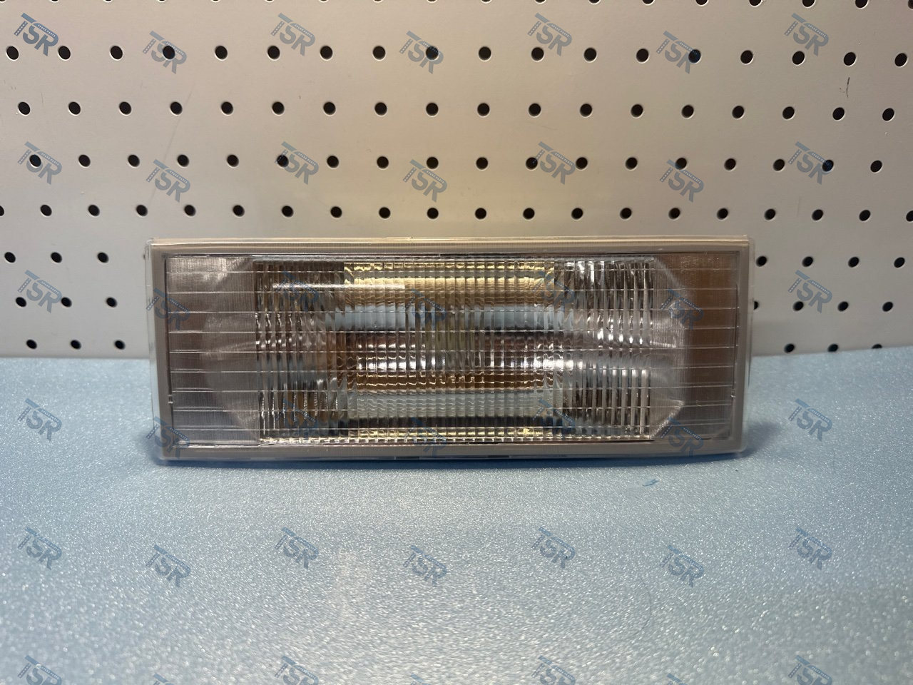 Фонарь габаритный