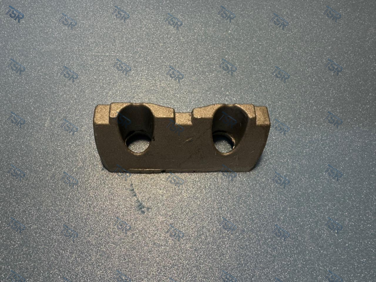 Кронштейн крыла