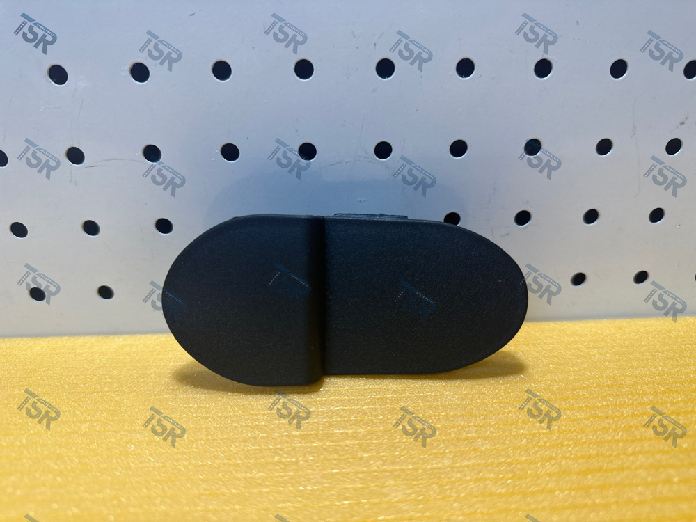 Заглушка заднего крыла