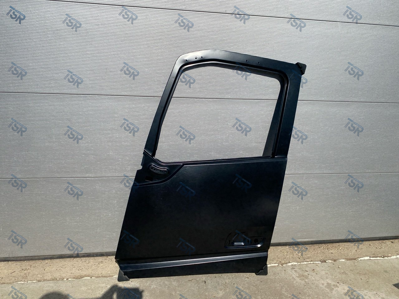 Дверь кабины левая