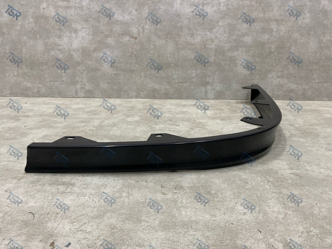 Спойлер бампера левый