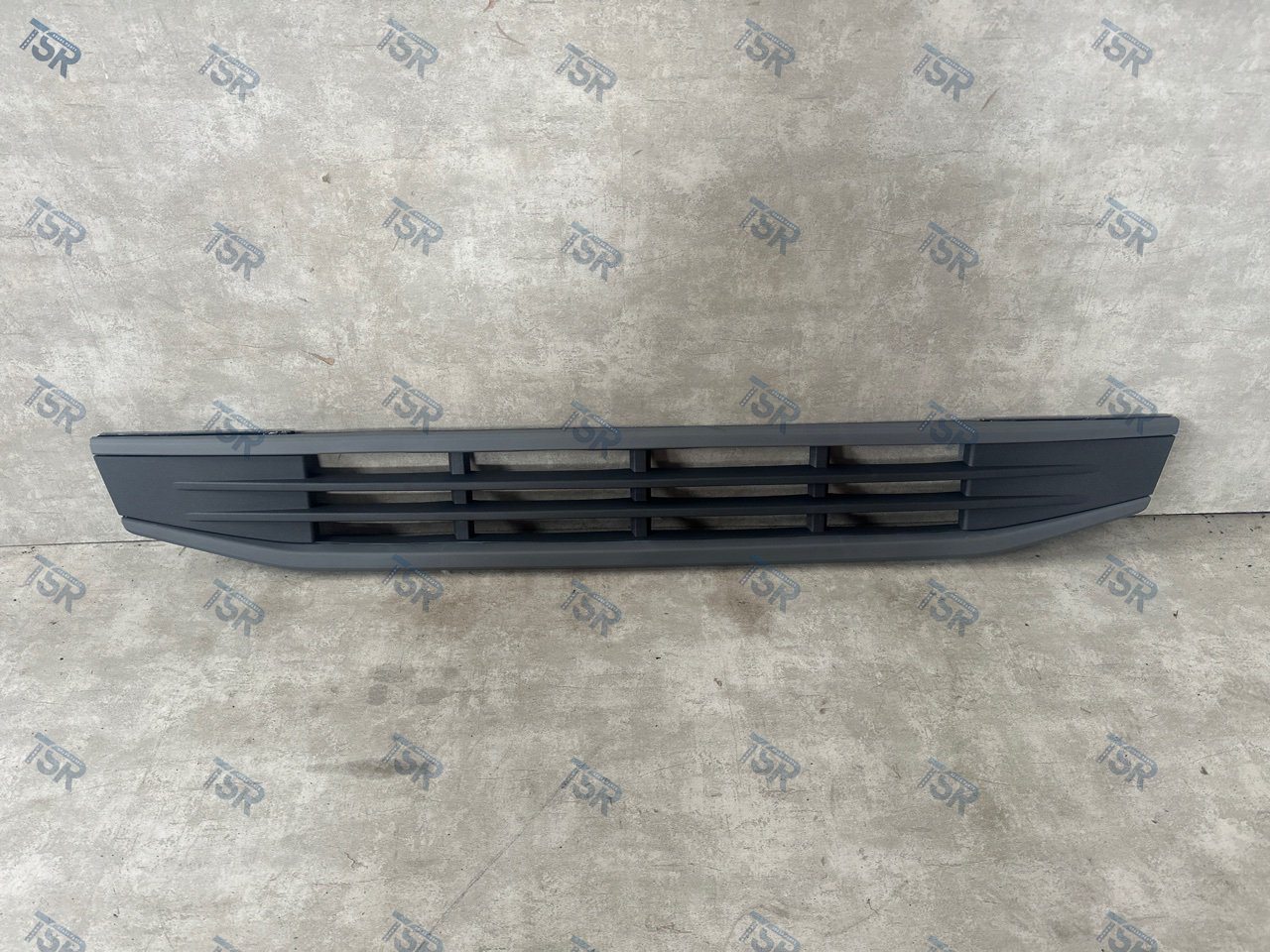 Решетка радиатора верхняя