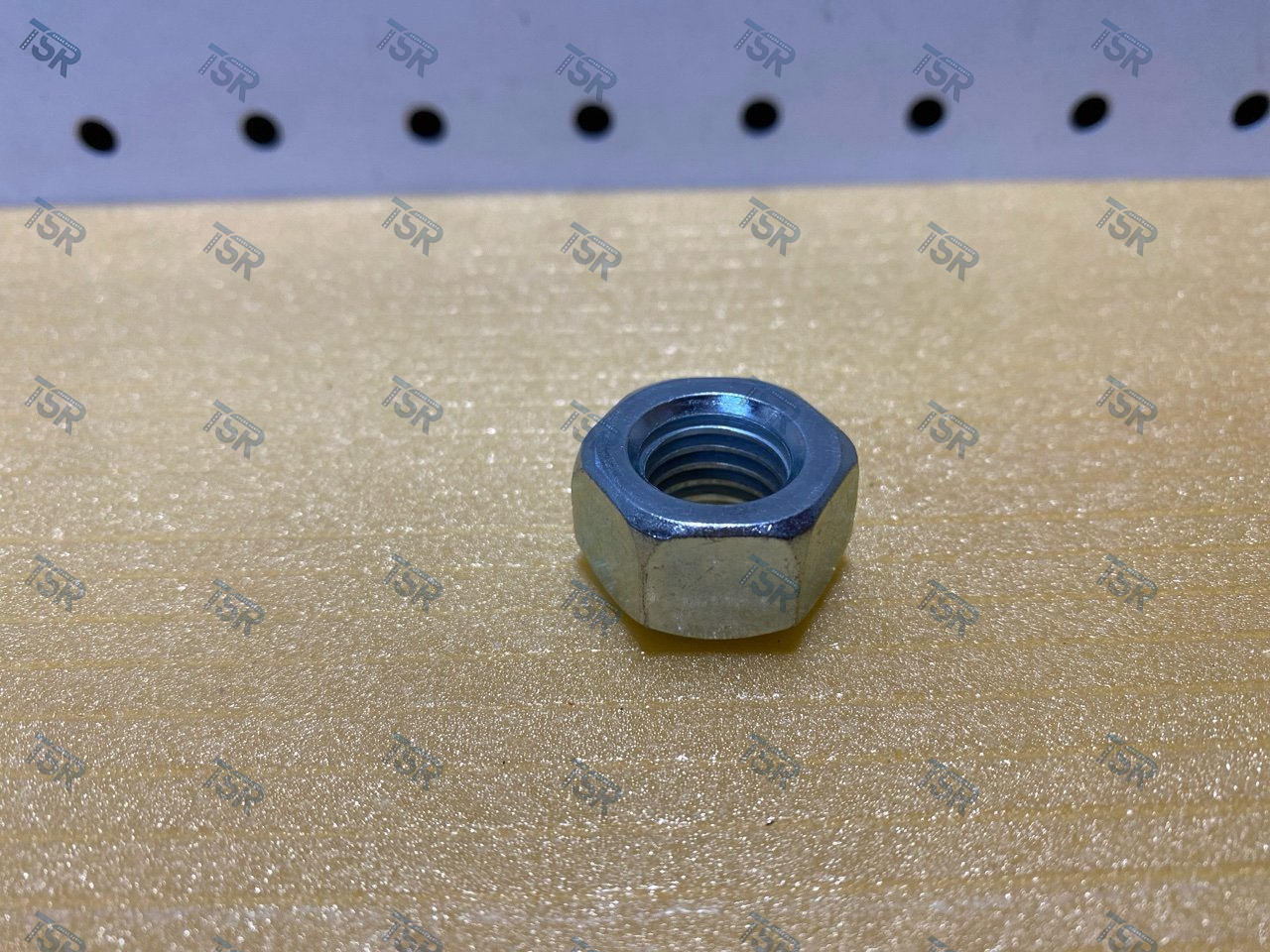 Гайка ступицы