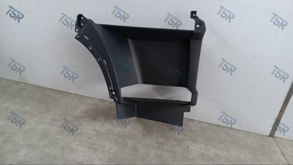 Корпус подножки правый