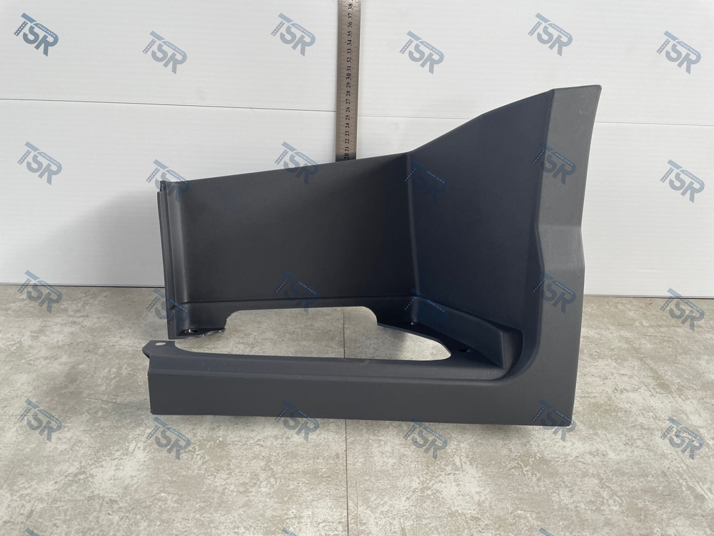 Подножка левая нижняя