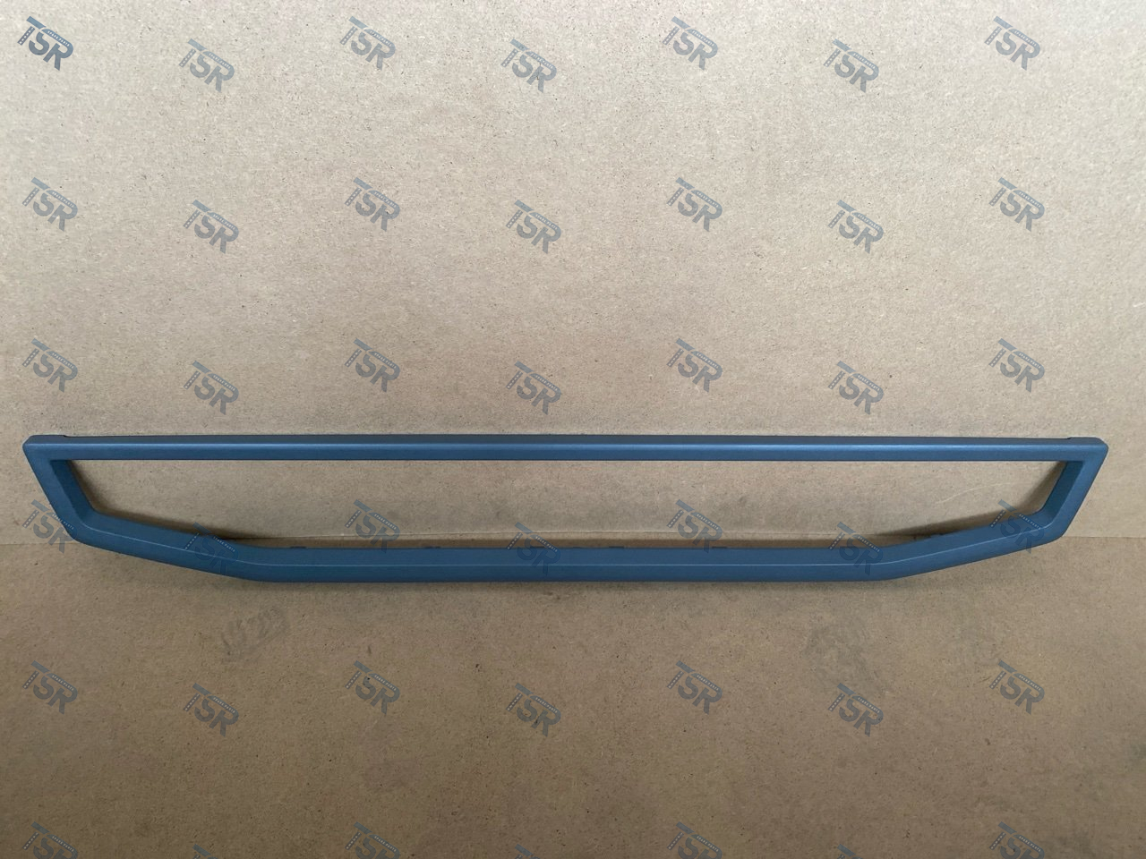 Облицовка нижней откидной подножки