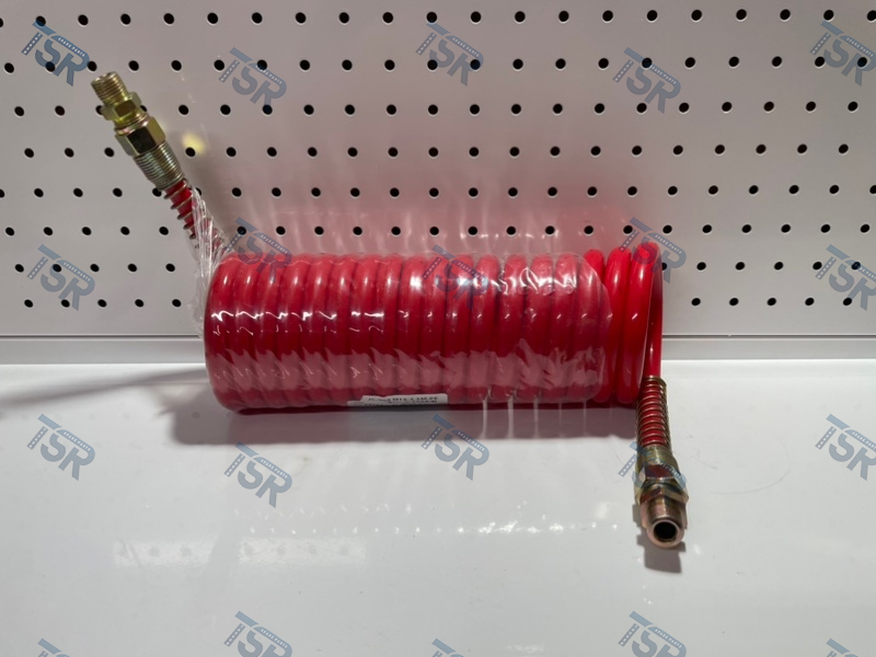 Шланг прицепа витой ЕВРО красный L- 7.5 метр (16x1,5)