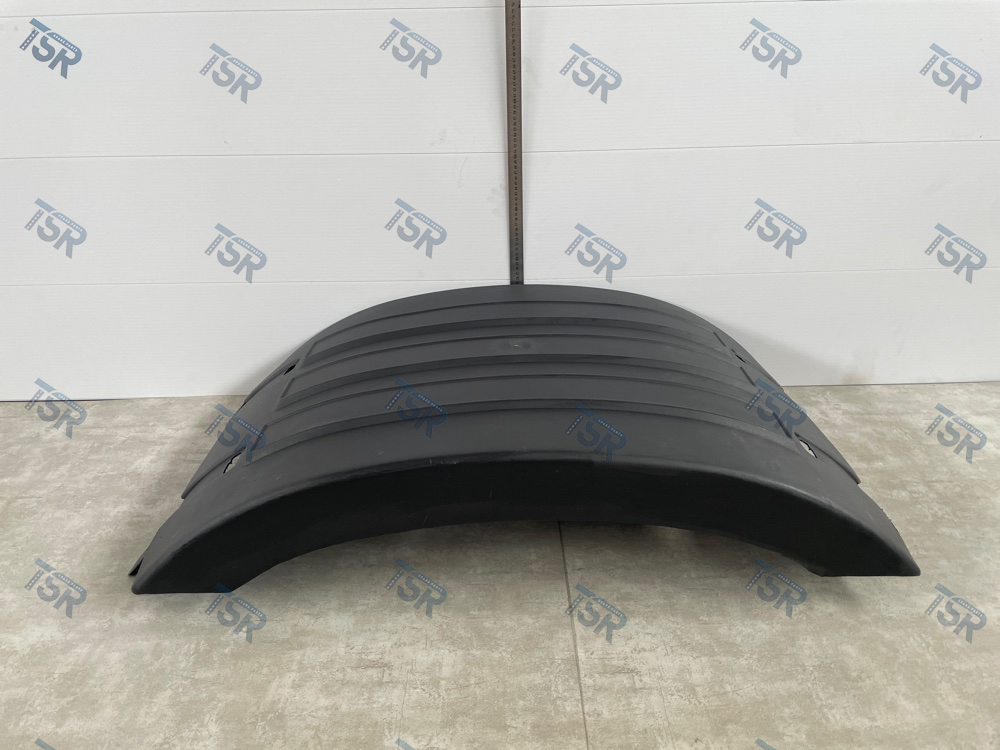 Верхняя часть заднего крыла