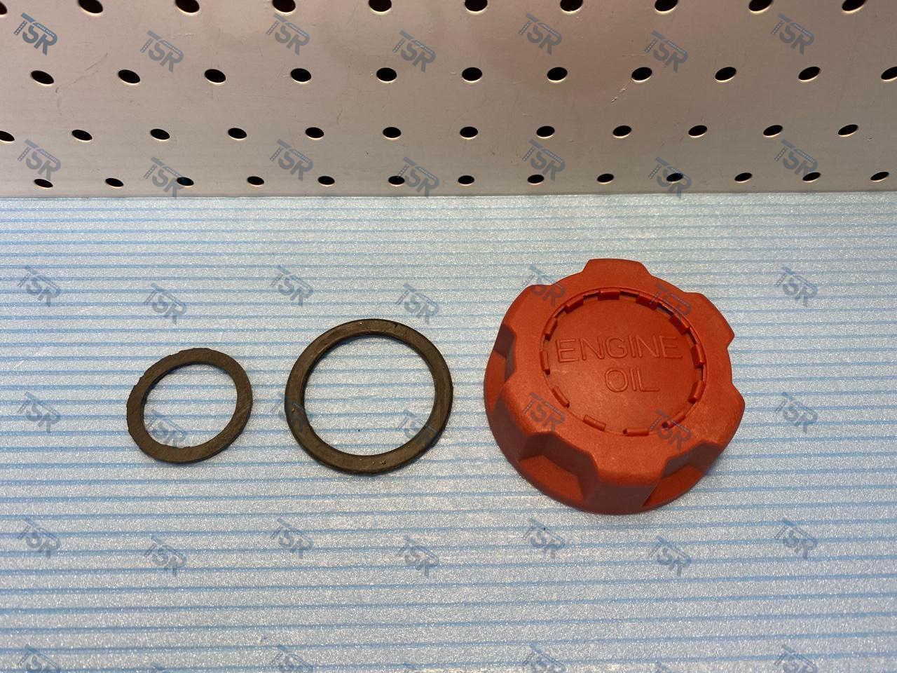 Крышка маслозаливной горловины