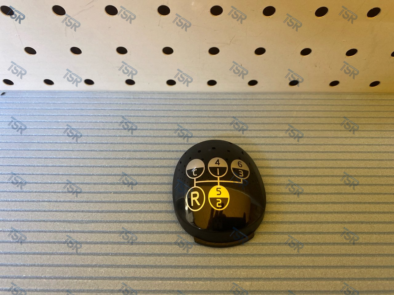 Крышка ручки КПП