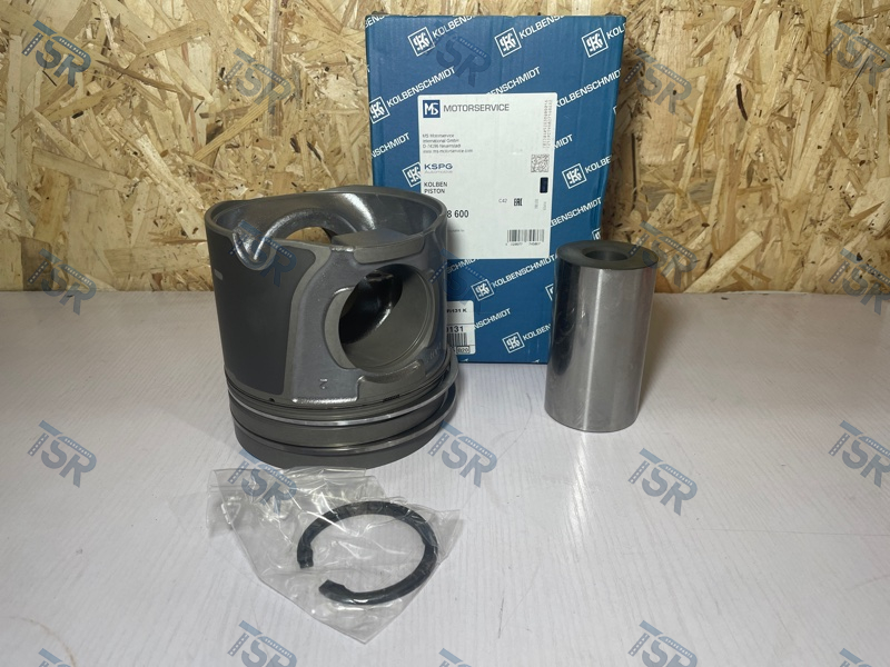 Поршень двигателя