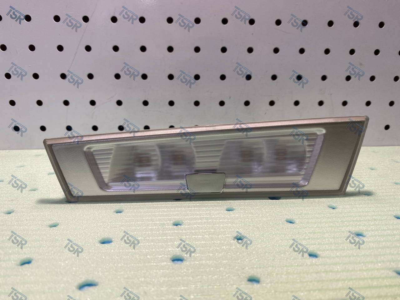 Лампа в кабине