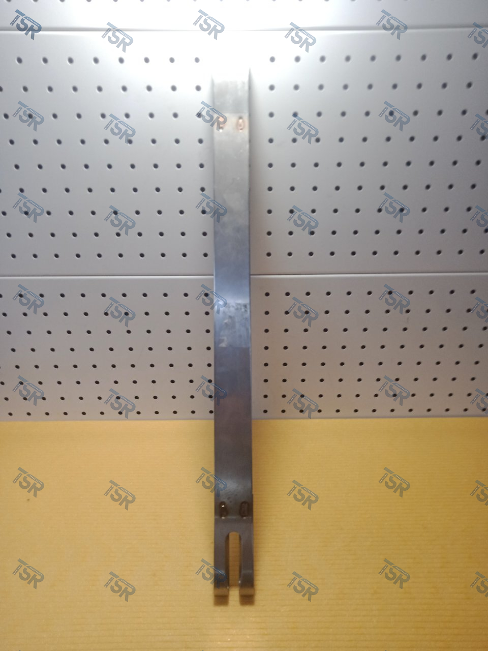 Лента крепления глушителя