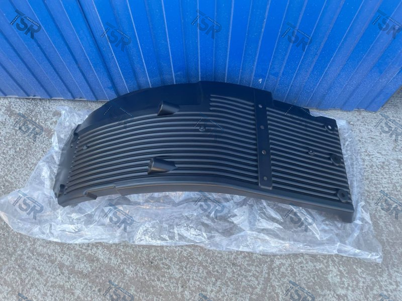 Крыло переднее