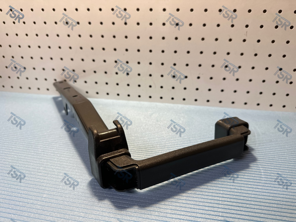 Ручка решетки радиатора