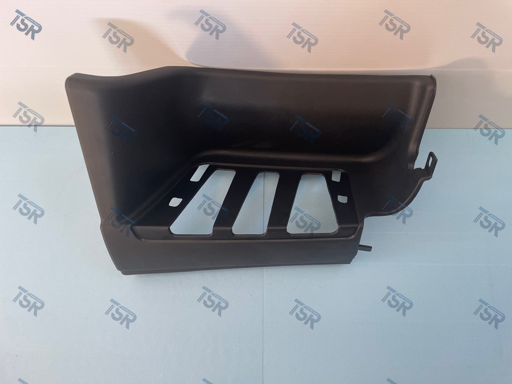 Подножка нижняя правая