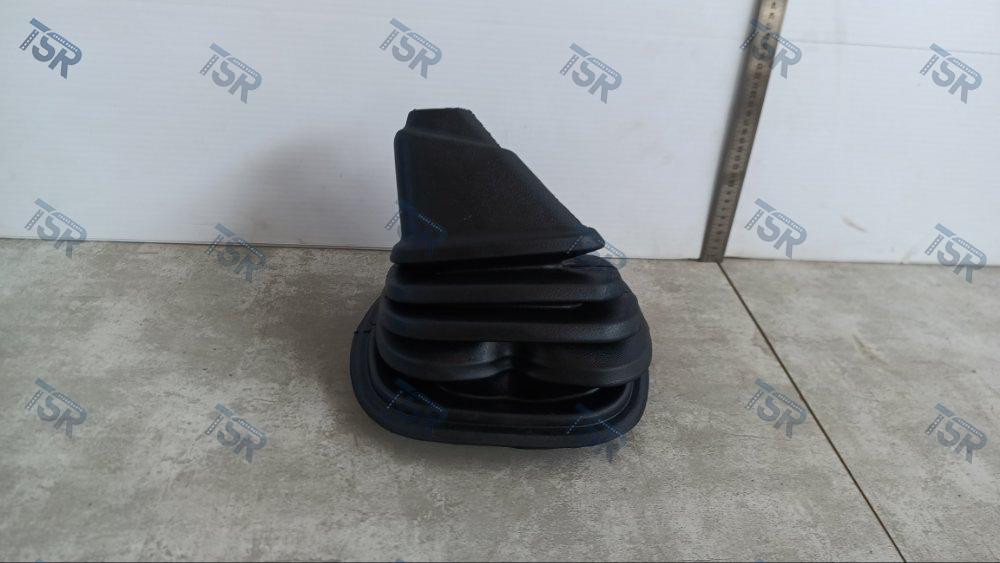 Пыльник кулисы КПП