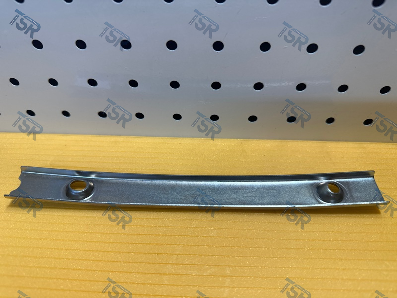 Кронштейн крепления крыла