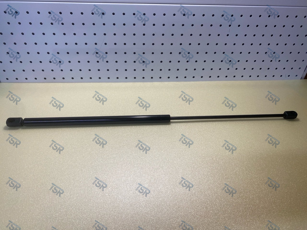 Амортизатор капота