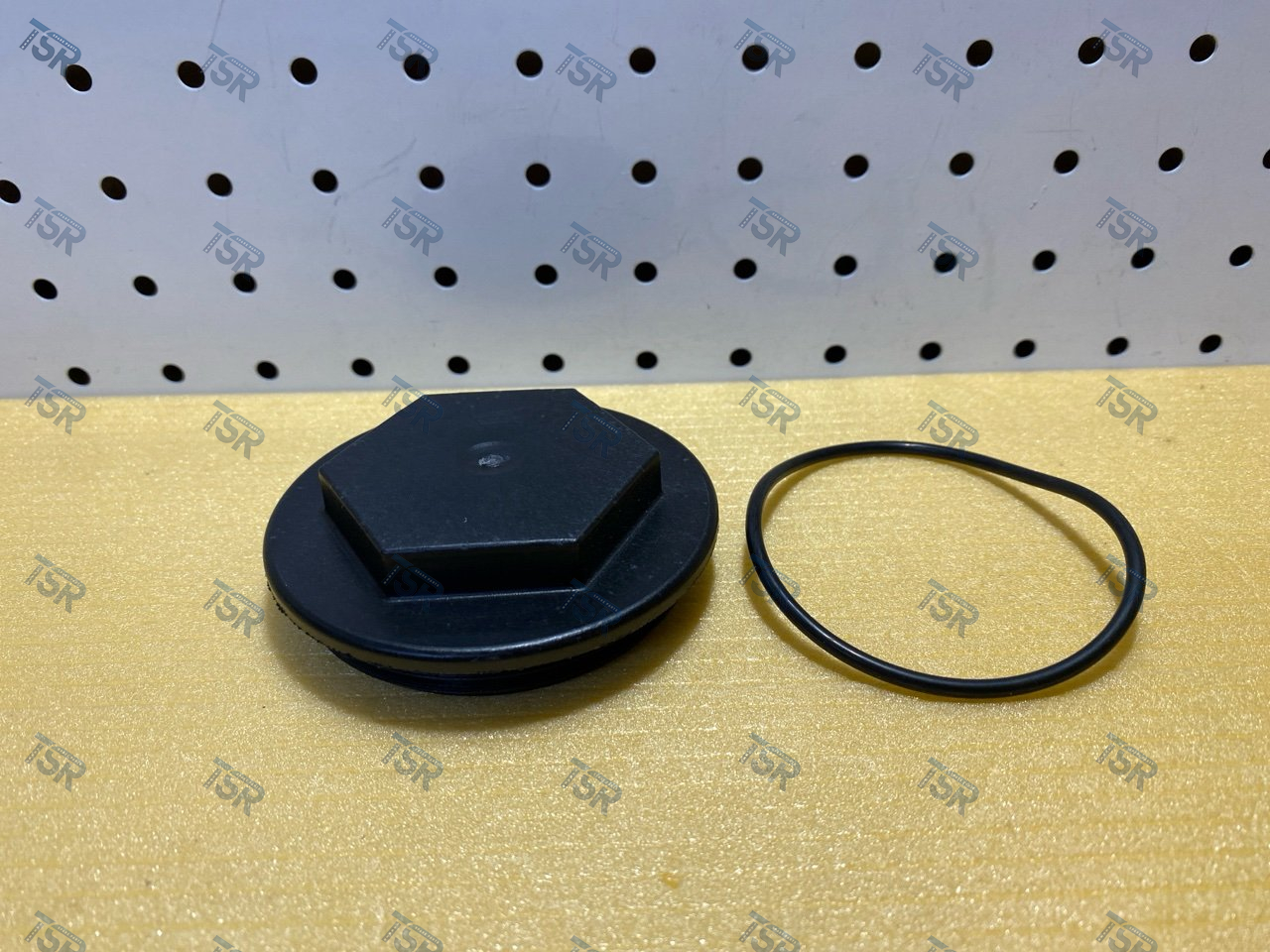 Крышка шкворня